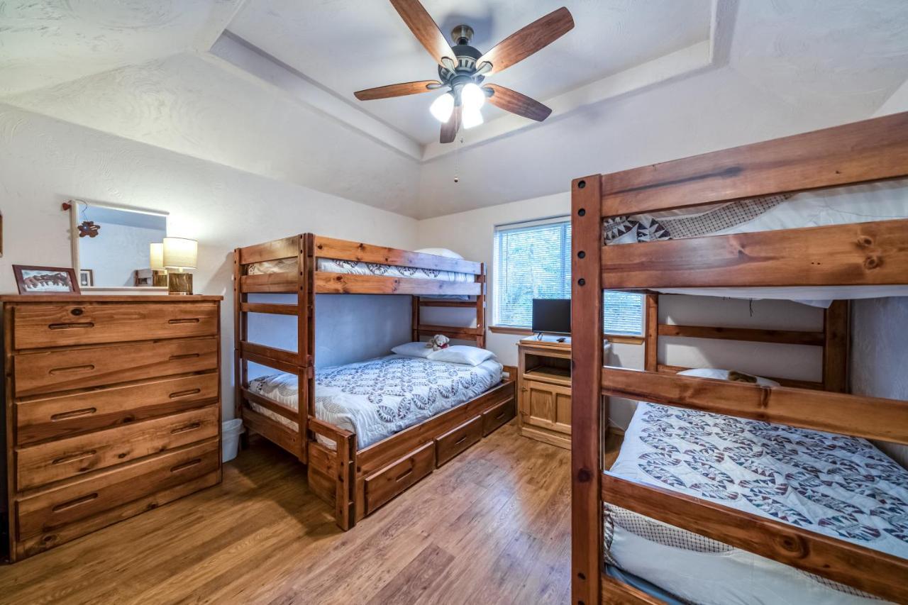 Black Bear Cabin Bass Lake Buitenkant foto